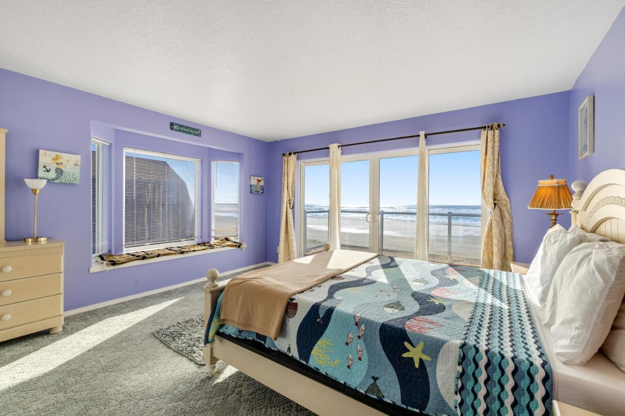 Ace'S Beach House Rockaway Beach Exterior photo